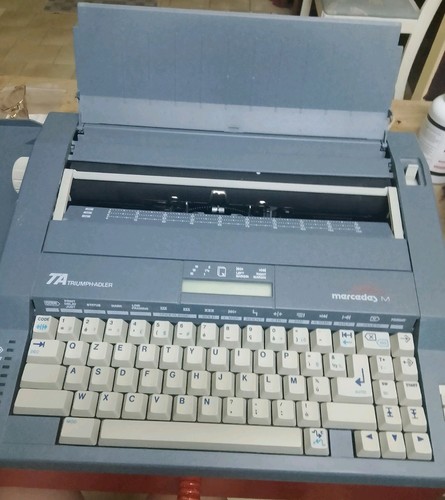 Macchina scrivere - macchina,
