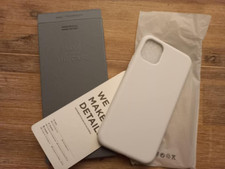 Cover iPhone 11 BIANCA GESSO  nuova mai usata , ELEGANTE MAKE THE CASE