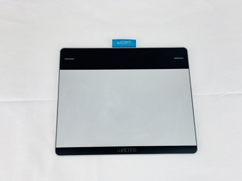 Wacom intuos pen - small, tablet