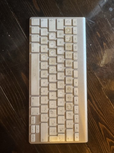 Apple magic keyboard - magic, with