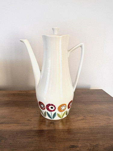 Caffettiera alta con