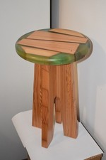 Sgabello artigianale in legno