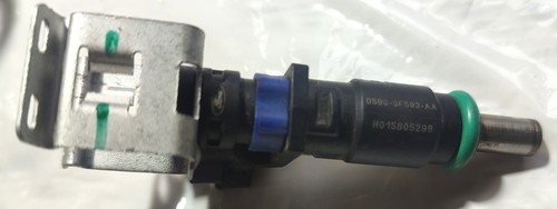 D5bg9f593aa iniettore benzina - iniettore,