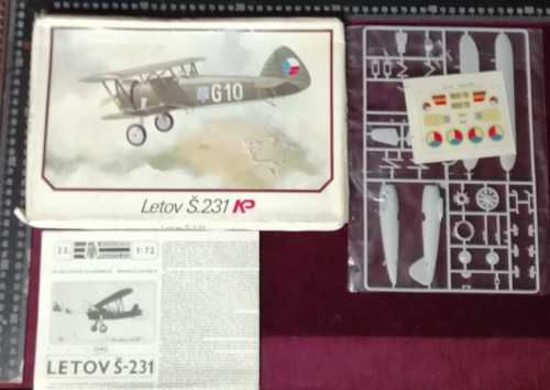 Modellino plastica aereo ad - in,