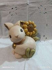 Coniglio grande con cuore e