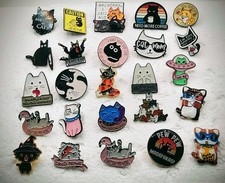 Lotto 25 pezzi spille smaltate gatto carino e impertinente divertente meme gattino spilla collezione regalo