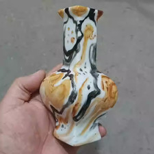 Antico vaso quadrangolare rosa