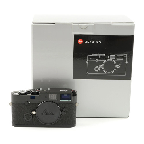 Leica vernice nera - leica, +