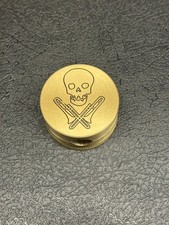 Contrappeso King, Conn, Benge