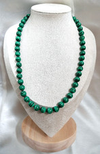 PREZIOSA COLLANA IN AUTENTICA MALACHITE DI ALTA QUALITÀ CHIUSURA ARG. DORATO.