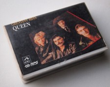QUEEN - GREATEST HITS (EMI STCS890275) 1995 INDIA CASSETTE TAPE CLAMSHELL RARE!