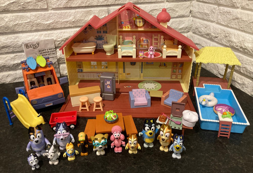 Bluey ultimate mega set - bluey,
