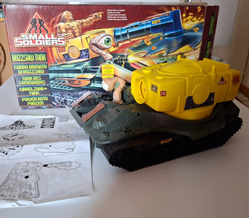 Small soldiers buzzsaw tank - small,