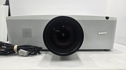 Proiettore home cinema sanyo - proiettore,