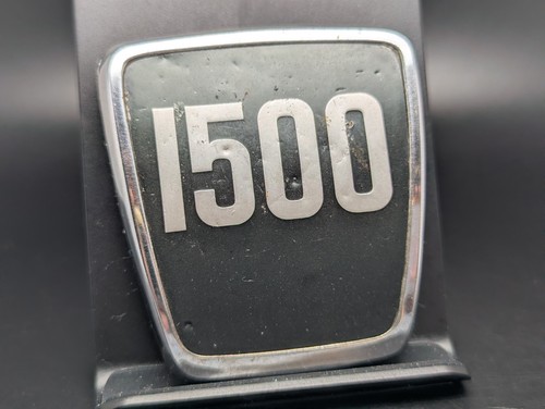 Triumph 1500 logo - triumph, anteriore