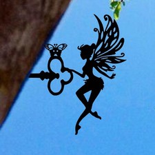 Scultura da parete sospesa in