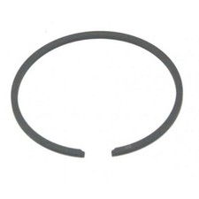 Elastic band-piston segment