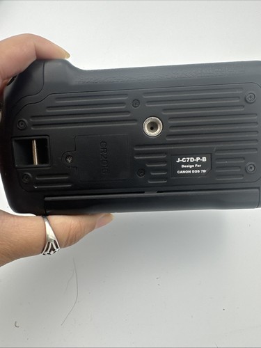 Battery grip c7d b - grip, j-c7d-p-b
