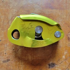 Petzl Grigri - Dispositivo di assicurazione compatto e versatile