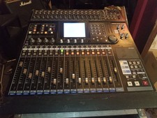 Tascam dm-24  dm24 mixer digitale molto usato ma perfettamente funzionante 