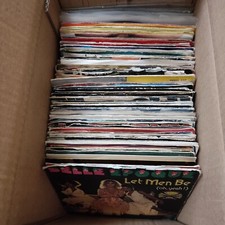 Blocco 100 dischi vinile Stock