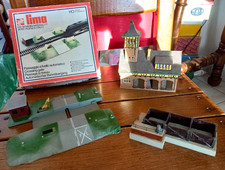 Lotto 3 pezzi Vollmer Tramoggia Caserma Lima Passaggio a Livello da plastico H0