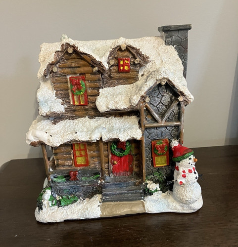 Casetta legno innevata - casetta,