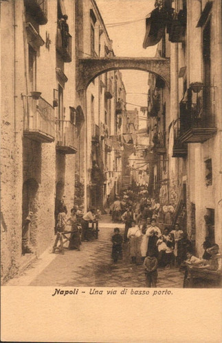 Italia napoli una via di - -,