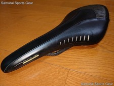 Fizik Arione sella carbonio