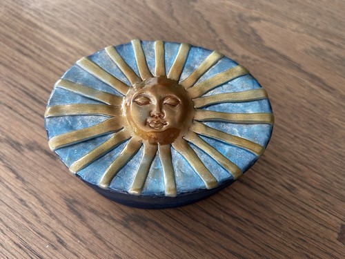Celestial sun box - , 🌞