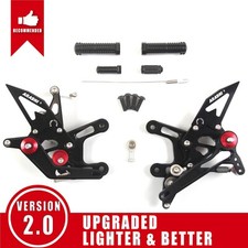 Pedane posteriori regolabili