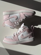 Nike Air Jordan 1 Mid GS -