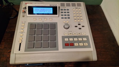 Akai mpc3000 midi centro - akai, di