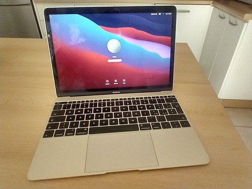 Macbook 2015 corem - 12, ghz