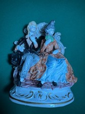 ANTICA SCULTURA DI PORCELLANA