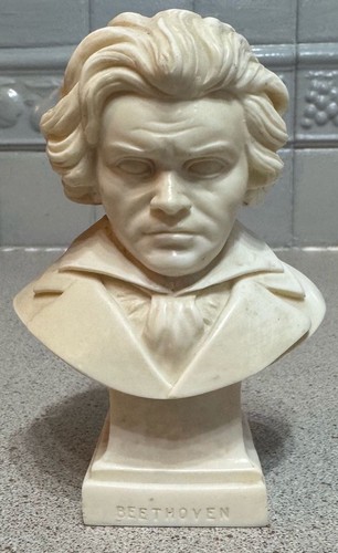 Beethoven figurine sculpture - beethoven,