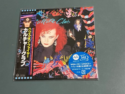 Culture club waking up - club,