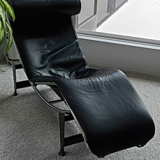 Le Corbusier LC4 Reclinable