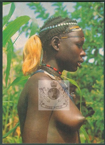 Ragazza nuda donna topless