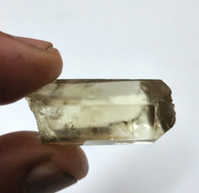 Attraente pietra preziosa