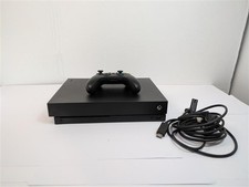 Console Xbox One X 1TB nera