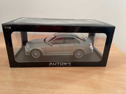 Autoart mercedes benz c63 - autoart,