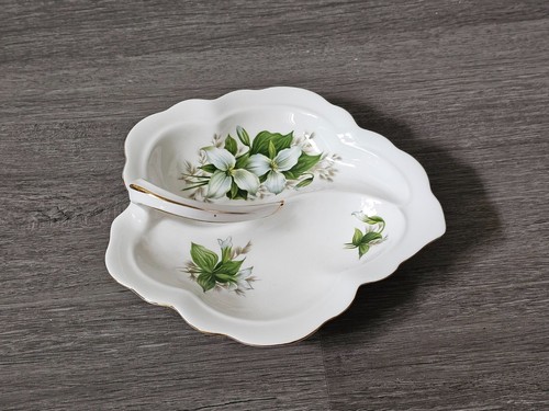 Royal albert bone china - royal,