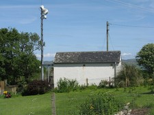 Photo A3 Mast and telephone