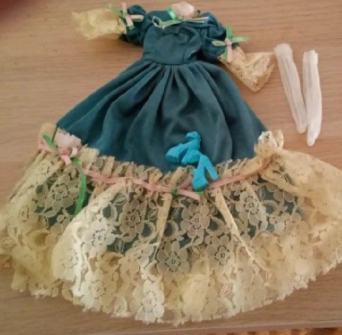 Abito per barbie simili - barbie,