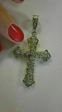 Collana con ciondolo croce