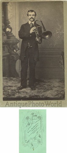 Uomo con trombone antico cdv - con,