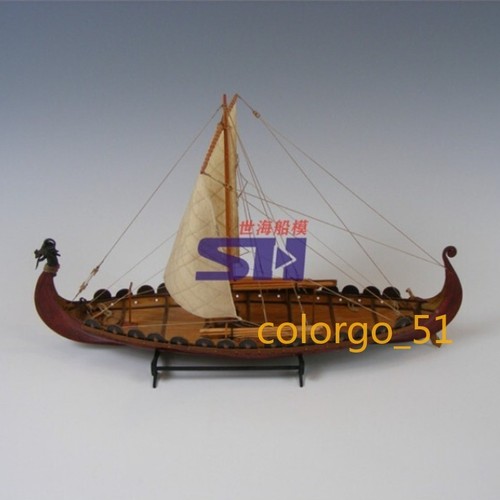 Modellino legno nave - in,