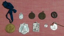 LOTTO DI 9 MEDAGLIETTE RELIGIOSE - S. FRANCESCO - PRIMA COMUNIONE - SANTI VARI