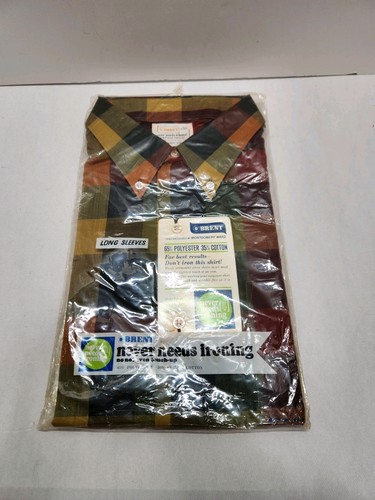 Camicia vintage nuova con
